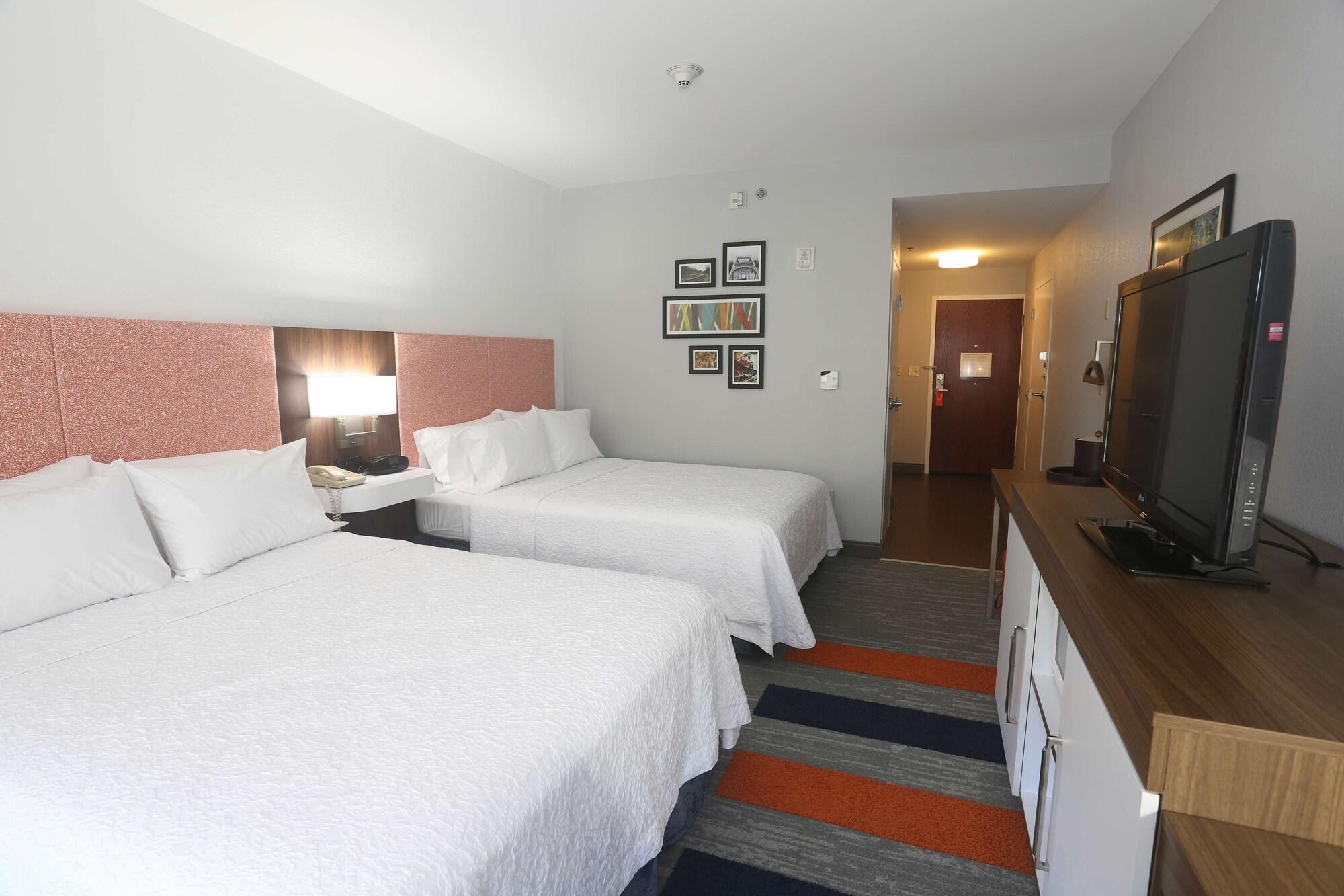 Hampton Inn Owego Exterior foto
